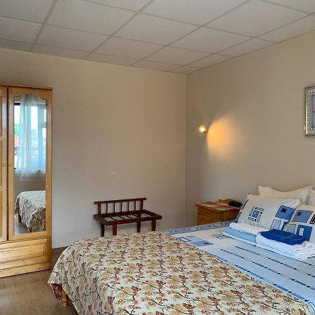 Guest House “Olesya” 奥布佐尔 外观 照片