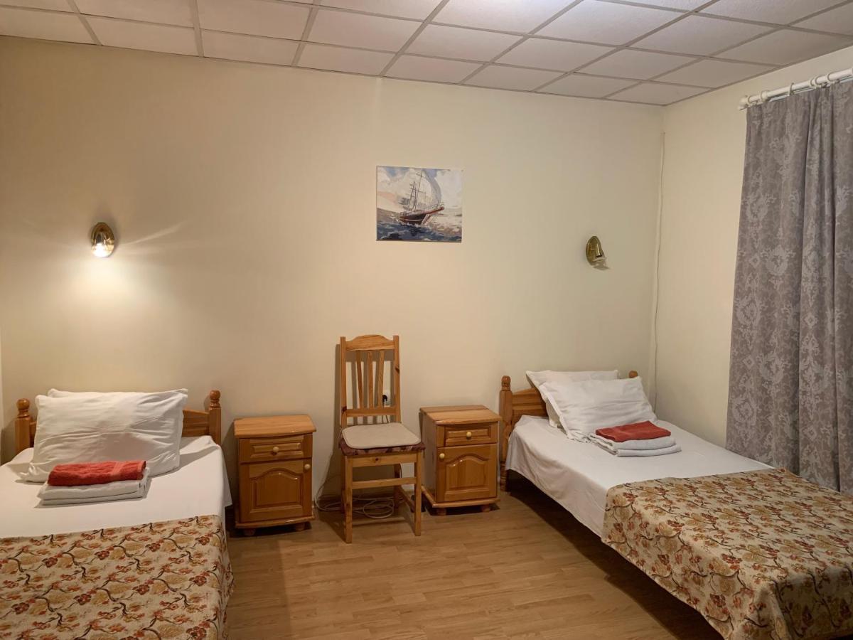 Guest House “Olesya” 奥布佐尔 外观 照片