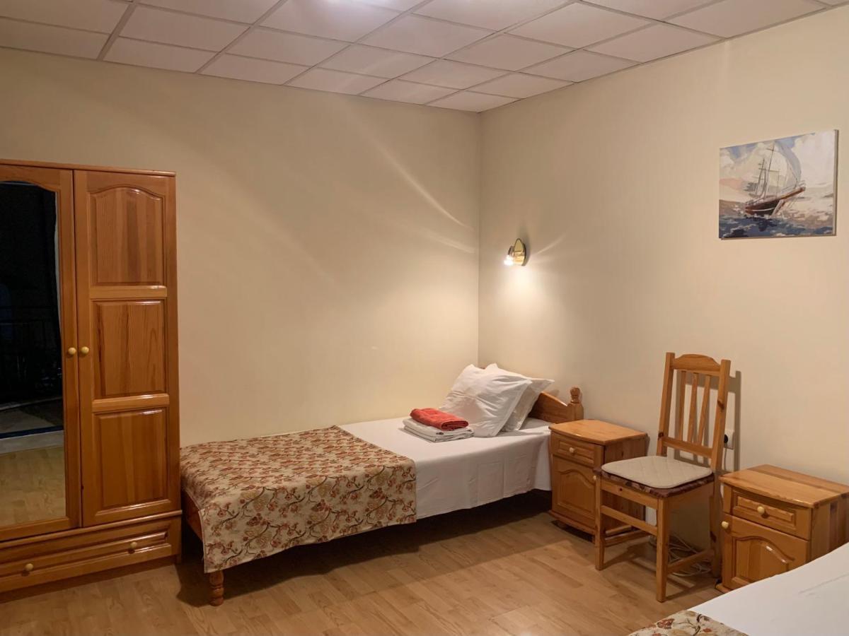 Guest House “Olesya” 奥布佐尔 外观 照片