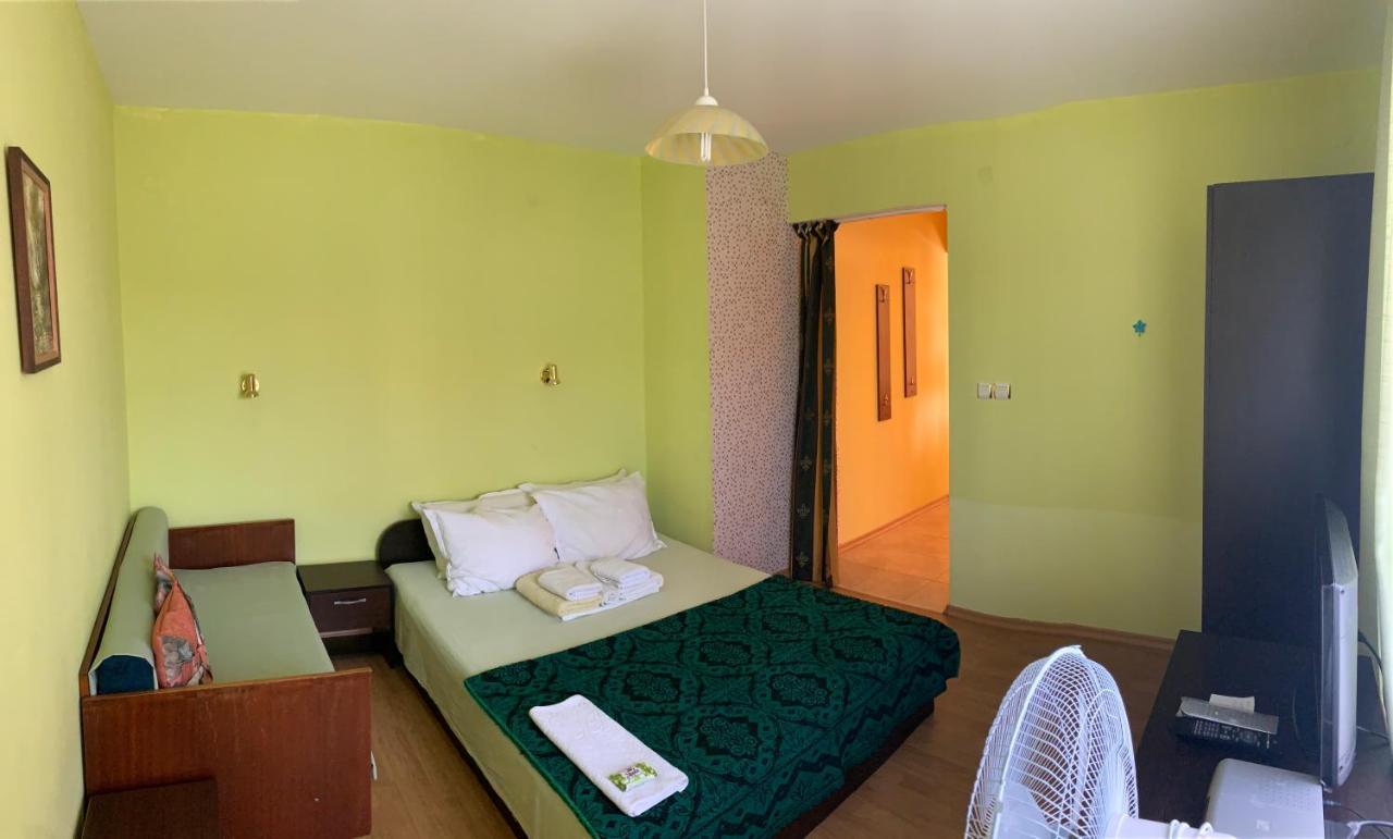 Guest House “Olesya” 奥布佐尔 外观 照片
