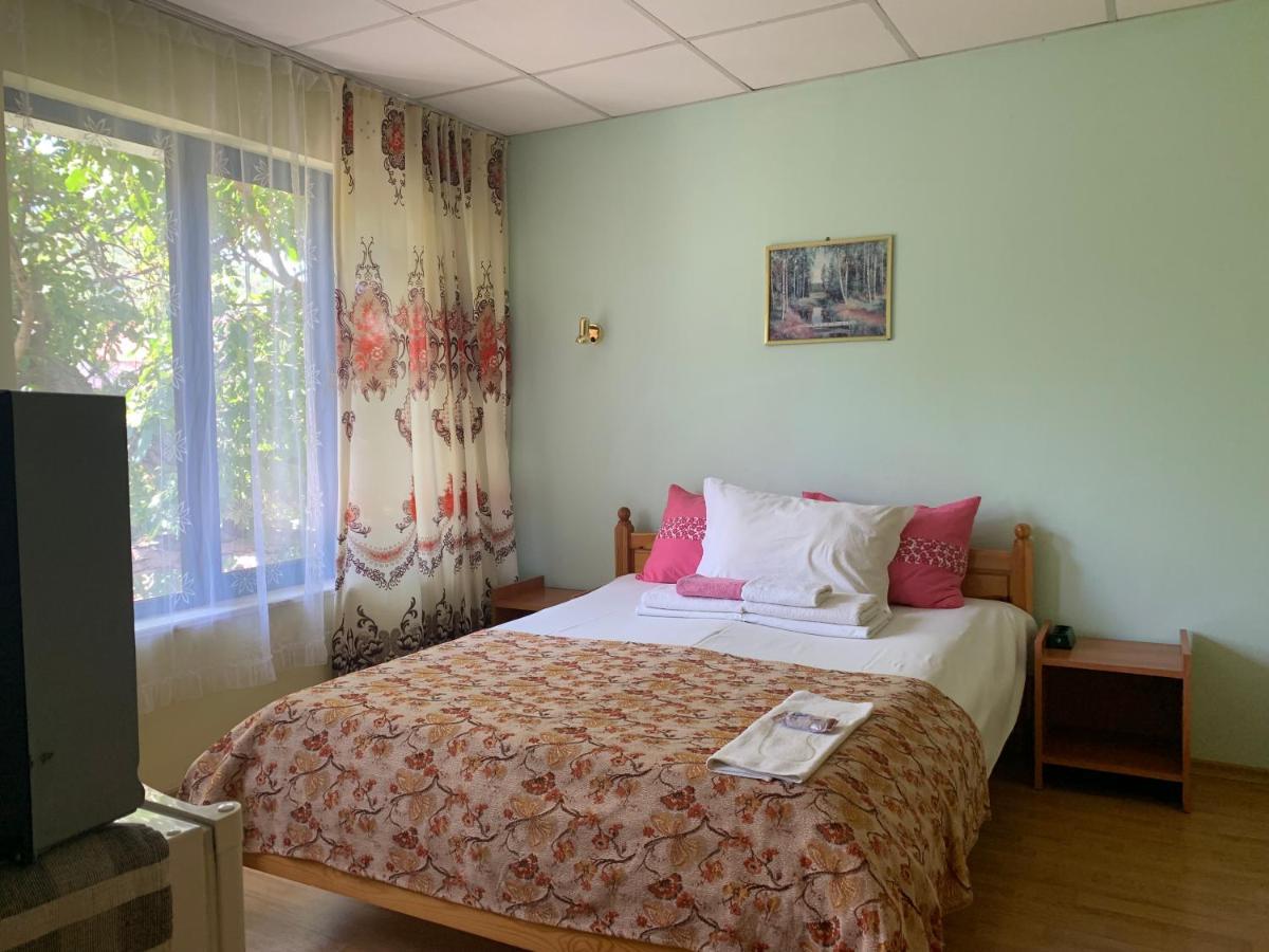 Guest House “Olesya” 奥布佐尔 外观 照片