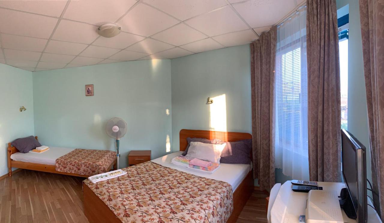 Guest House “Olesya” 奥布佐尔 外观 照片